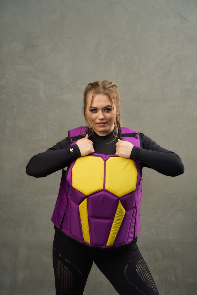 Segmented vest with plastic inside